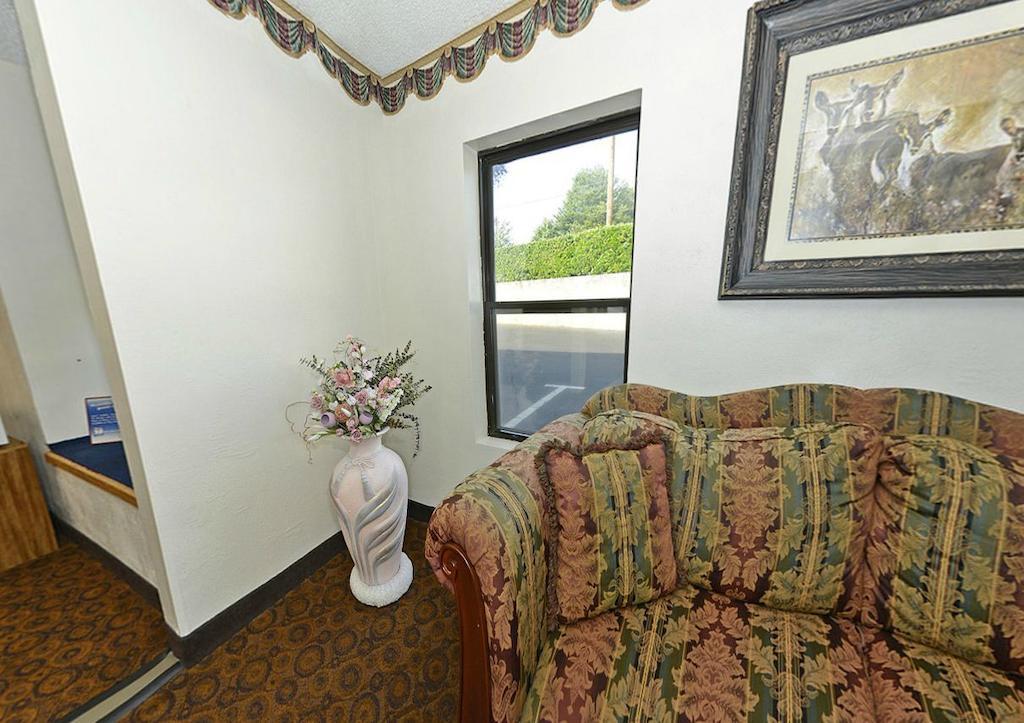 America'S Best Value Inn Стейтсвіль Екстер'єр фото